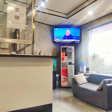 Hotel Moderne Сен-Дені Екстер'єр фото