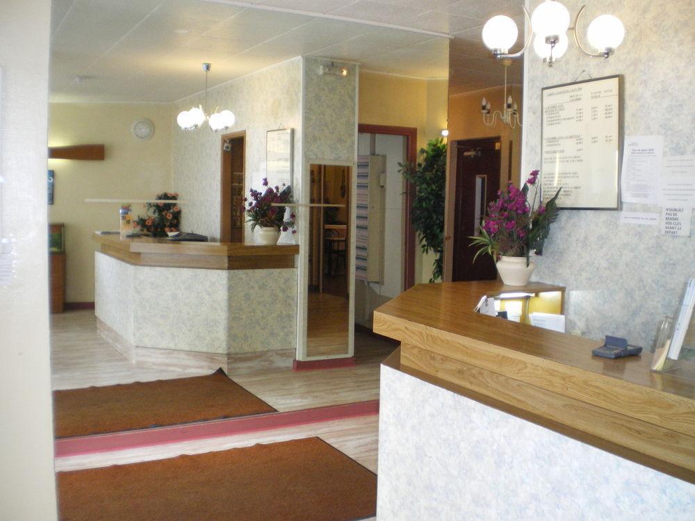 Hotel Moderne Сен-Дені Екстер'єр фото
